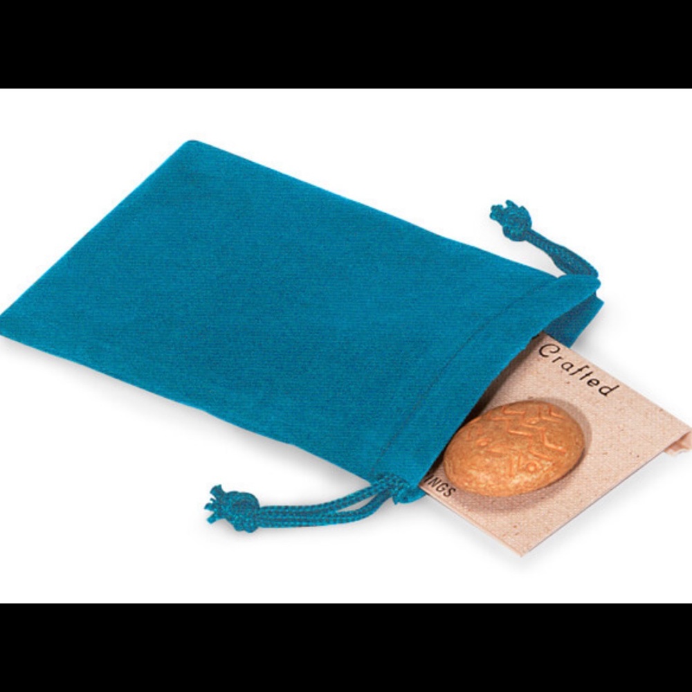 CLEARANCE  25 Velour Jewelry Bags 5 Of Each - Picture 8 of 9